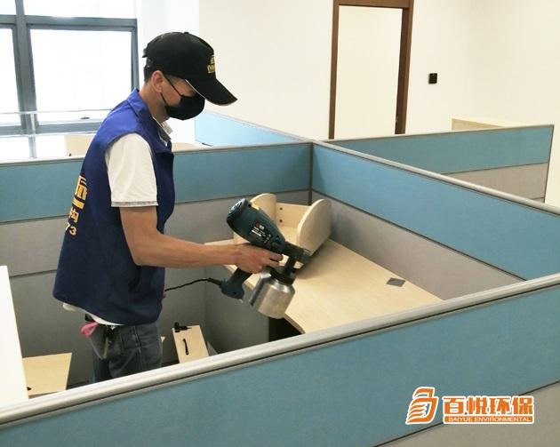 百悅環(huán)保推薦：汽車車內(nèi)如何除甲醛，甲醛又從哪來？